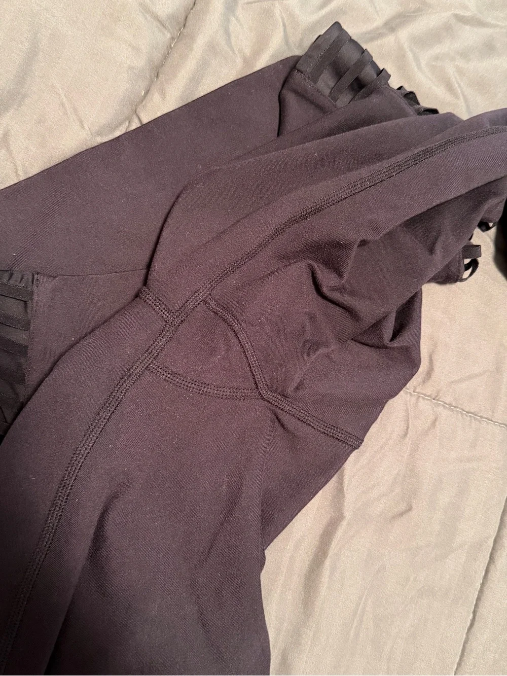 ALO Yoga Women’s Reform Leggings size L